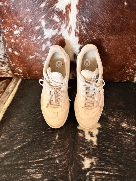 Lululemon Shoes - Lululemon Sneakers Size 8